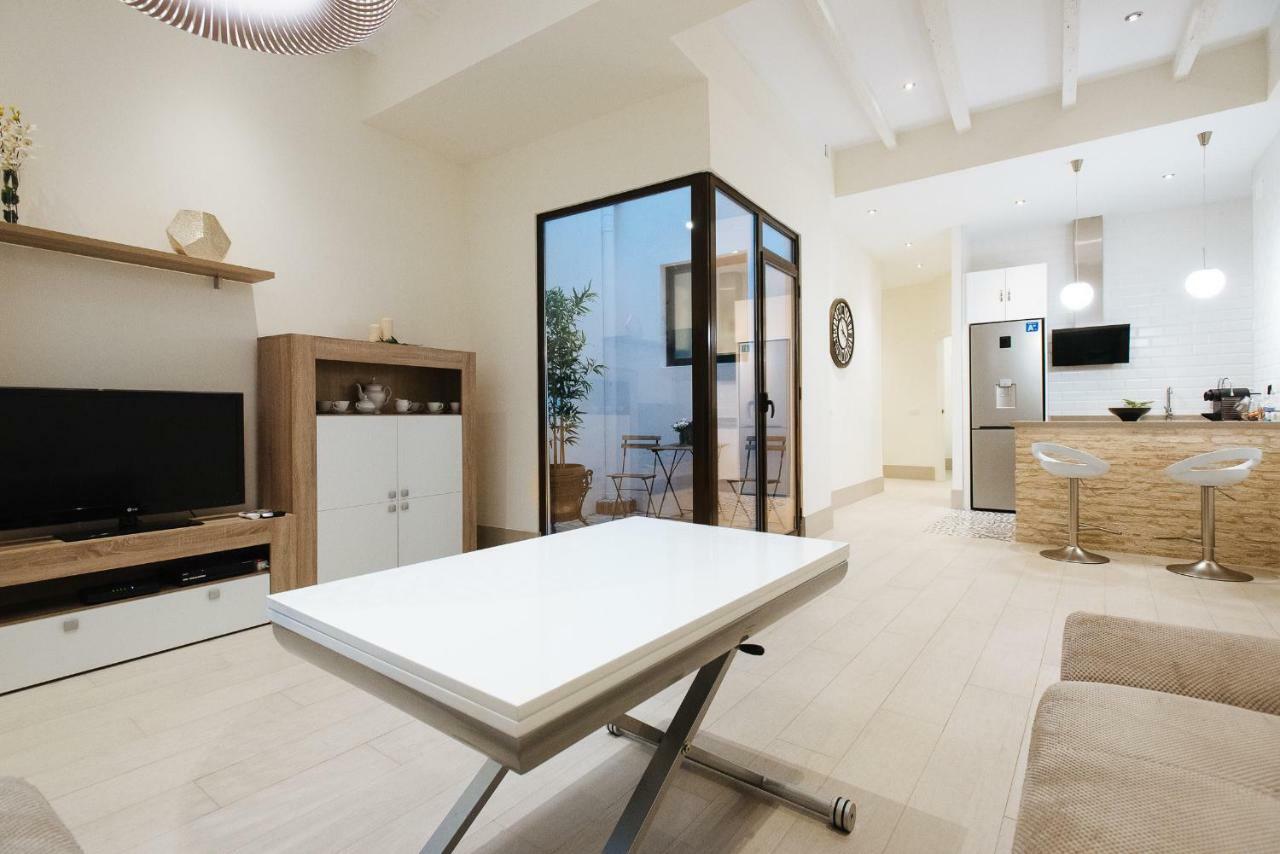 Luxury Apartment Penuelas Free Parking Σεβίλλη Εξωτερικό φωτογραφία